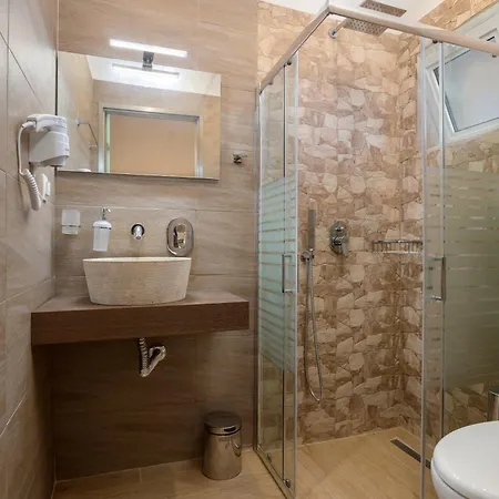 Mary Elen Boutique מלון 4*